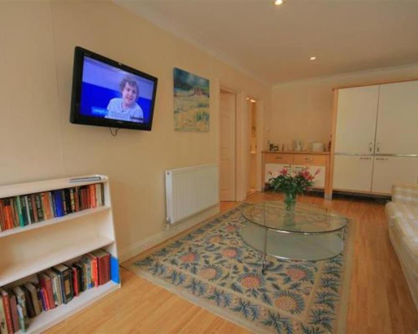 Apartment The Priory Hankerton
