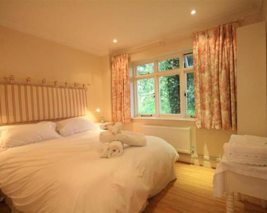 The Priory Hankerton